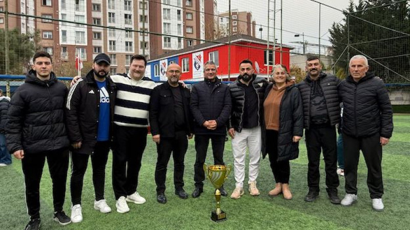 Soğanlık, U12 takımının şampiyonluğunu kutladı