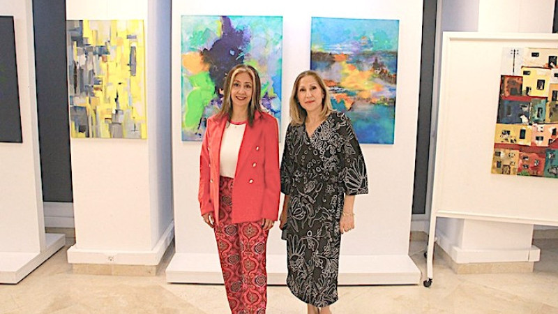 İki kadın sanatçıdan ‘İzler’ sergisi