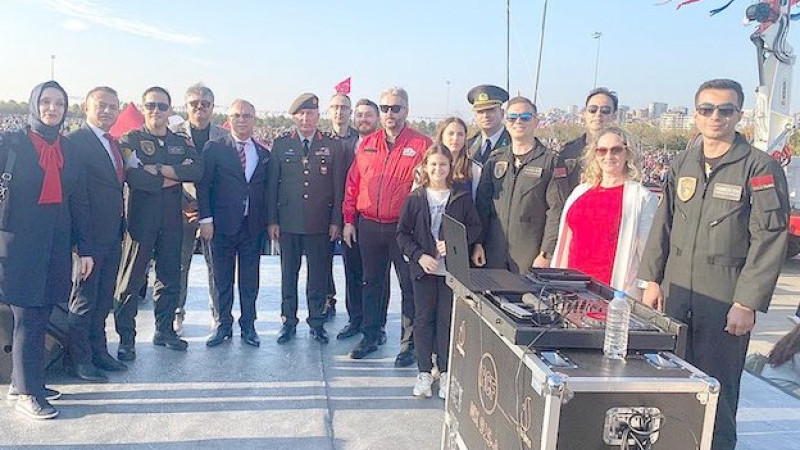 SOLOTÜRK'ten Maltepe'de gösteri uçuşu