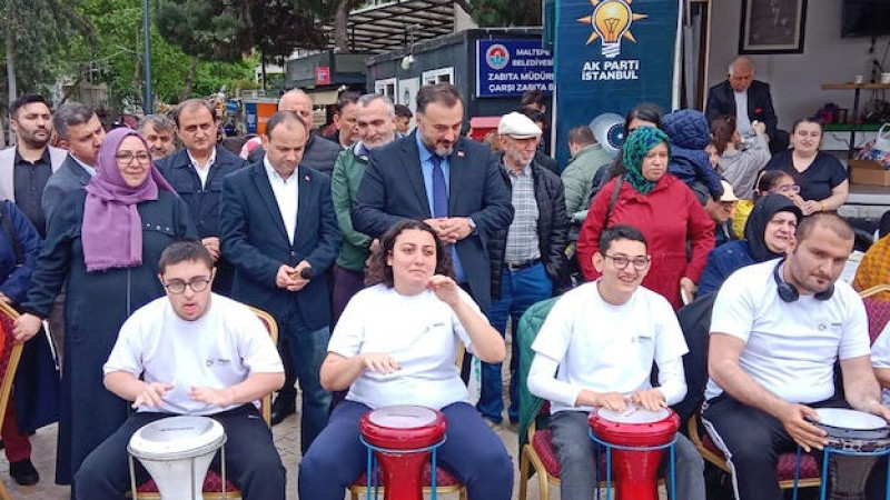 AK Parti’den çifte kutlama