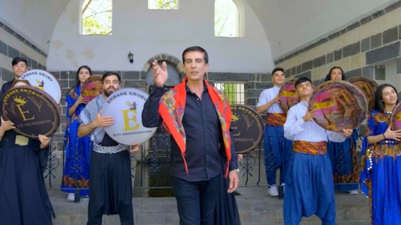 Ercan Arda 'dan...' HALAY MASHUP '