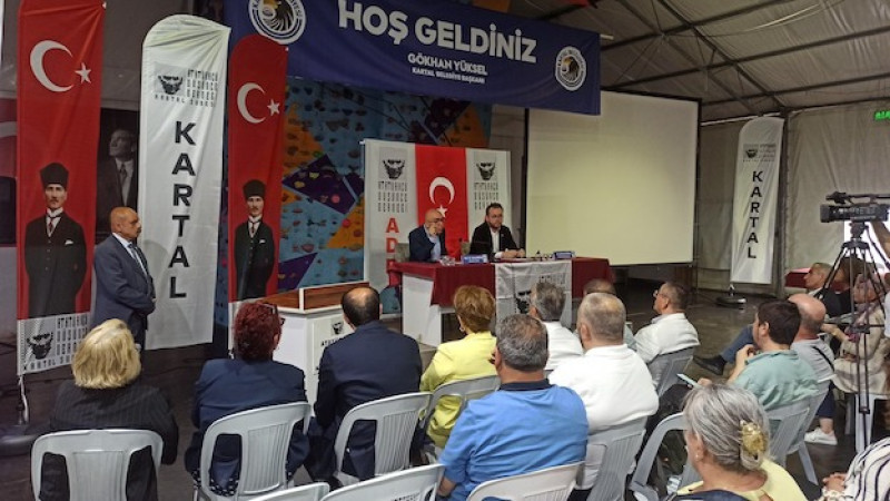 ADD Kartal’dan Anayasa söyleşisi