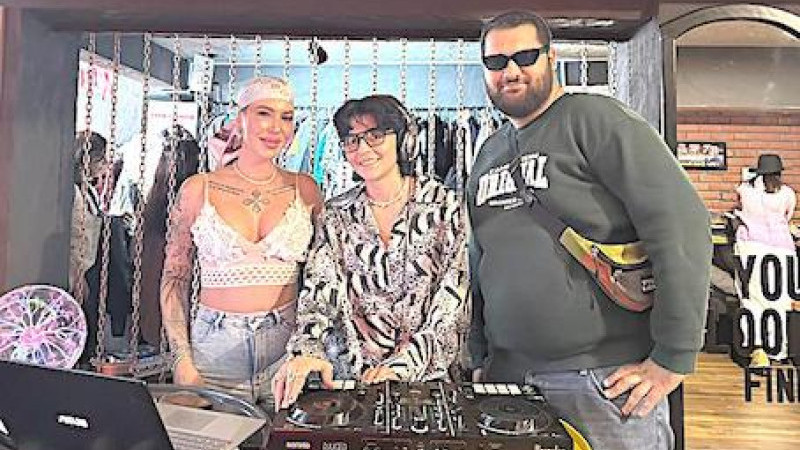 Genç DJ ilgi odağı