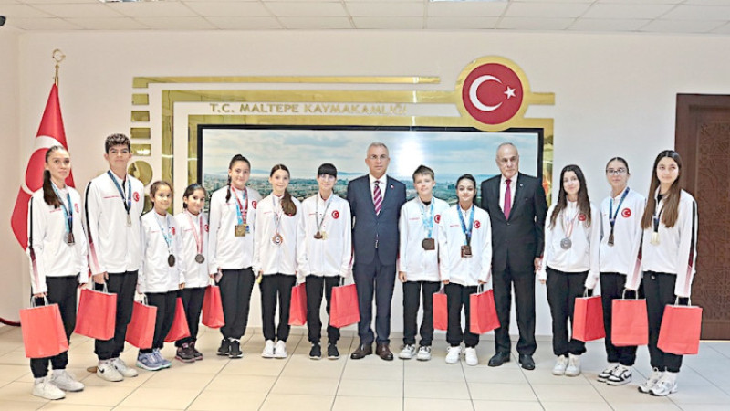 Cesur Spor’dan örnek kadro