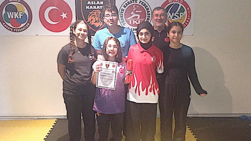 Azmiyle inancıyla yeni bir yıldız adayı Fatma Ebrar Çökdü