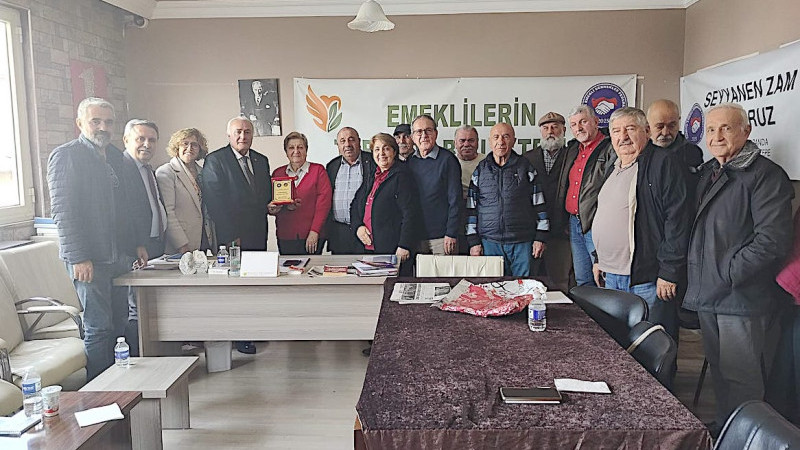 Emekli dernekleri federasyon kararı aldı